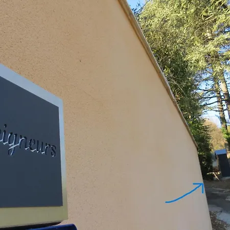 Spacieuse Dependance Duplex 50 M2 Classe 3 Etoiles Sans Vis-a-vis Greoux-les-Bains